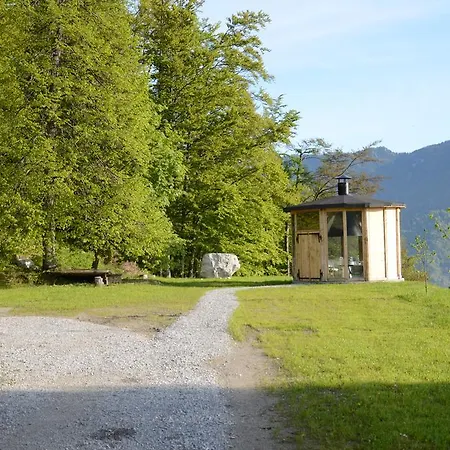 Guest house Apartmens And Sostar