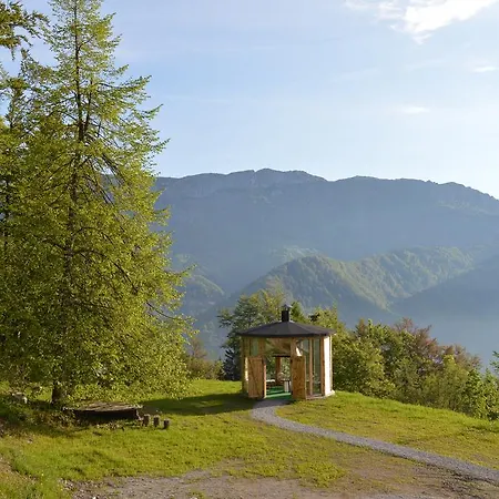 Guest house Apartmens And Sostar Cerkno