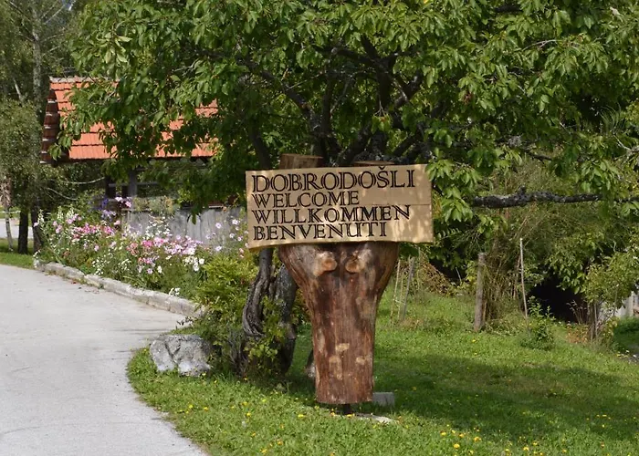 Hiša za goste Apartmens And Sostar Cerkno